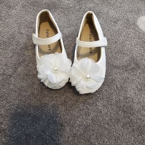 Toddler shoes